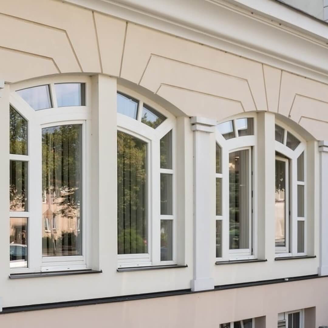 Segmentbogenfenster